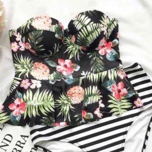 Cupshe Tankini Swimsuit Floral Strapless Peplum Top Stripe High Waist Bottoms